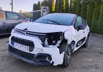 Citroen C3 III Hatchback Facelifting 1.2 PureTech 110KM 2023 Citroen C3 2023r, 1.2 Benzyna. Uszkodzony lewy przod. Jezdzi. 1.2 110KM, zdjęcie 1