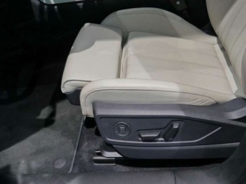 Audi 2025 AUDI Q5 TDI quattro S line Sportback Suv 2.0 (204KM) 2025, zdjęcie 5