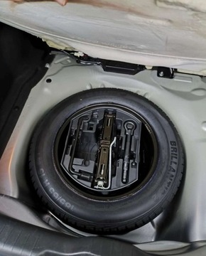 Citroen C4 Cactus Crossover Facelifting 1.2 PureTech 110KM 2019 Citroen C4 Cactus Citroen C4 Cactus 1.2 PureTech GPF Shine SampS EAT6, zdjęcie 12