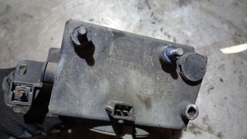 HALOGEN PRAVÝ SAAB 93 04R