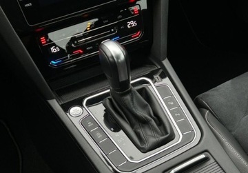 Volkswagen Passat B8 Limousine Facelifting 1.5 TSI EVO 150KM 2020 Volkswagen Passat Elegance Pakiety, ACC, Kamera, GPS, ergoComfort, LED, S, zdjęcie 24