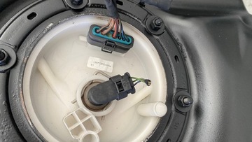 NÁDRŽ PALIVA MERCEDES S W221 5,5 BENZÍN 388KM