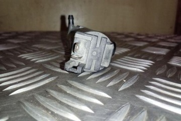 MOTOREK NÁDOBKY OSTŘIKOVAČŮ MAZDA PREMACY (CP) 8603102411 2.0L