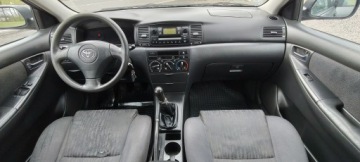 Toyota Corolla IX (E12) Hatchback 1.6 i 16V 110KM 2003 Toyota Corolla Krajowy., zdjęcie 7