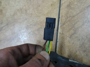 OMEGA B ZRCÁTKO PRAVÉ 5PIN