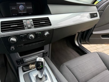 BMW Seria 5 E60 Touring 520 d 177KM 2010 BMW KOMFORTOWE KOMBI SUPER STAN AUTOMAT PODGRZEWANE FOTELE, zdjęcie 25