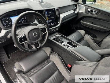 Volvo XC60 II 2020 Volvo XC 60 SalonPL B4D AWD RDesign High Beam Pano, zdjęcie 10