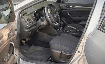 Renault Megane IV Hatchback 5d  Facelifting 1.3 TCe 140KM 2021 Renault Megane Renault Megane 1.3 TCe FAP Intens 1.3 Benzyna 140KM, zdjęcie 11