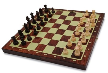 DREWNIANE SZACHY MAGNETYCZNE POLSKIE WARCABY 28 x 28 cm
