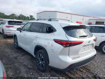 Toyota Highlander III 2023 Toyota Highlander xle, 2023r., 2.4L 2.4 Benzyna 265KM, zdjęcie 3