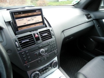 Mercedes Klasa C W204 Limuzyna 1.8 200 K 184KM 2008 Mercedes-Benz Klasa C AMG Avantgarde Kompressor Doinwestowany 1.8 Benzyna, zdjęcie 29