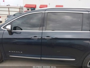 Chrysler Pacifica II 2021 Chrysler Pacifica Pinnacle 2021 3.6l 3.6 Benzyna 287KM, zdjęcie 2