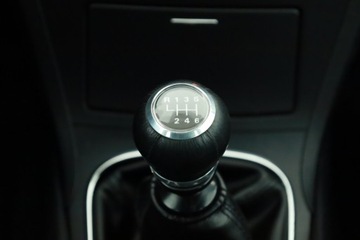 Toyota Avensis III Sedan 1.6 Valvematic 132KM 2010 Toyota Avensis 1.6 Valvematic, Salon Polska, zdjęcie 12