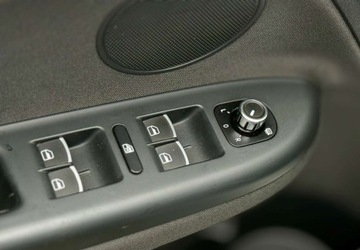 Volkswagen Golf Plus II 1.6 TDI-CR DPF BlueMotion 105KM 2011 Volkswagen Golf Plus 1,6 Diesel 105KM STYLE 145ooo km 1.6 Diesel 105KM, zdjęcie 18