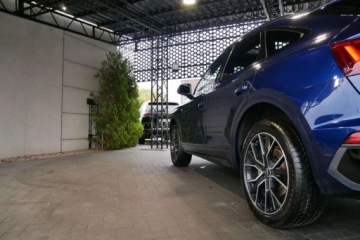 Audi 2022 Audi Q5 Sportback Quattro 265KM SLine Panorama AudiDriveSelect 3ZoneKamera, zdjęcie 38