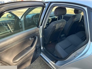 Audi A4 B7 Sedan 2.0 20V 131KM 2004 Audi A4 Limousine 2.0 benzyna 130KM 2004r, zdjęcie 23