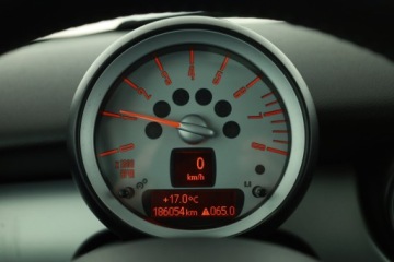 Mini One II Hatchback 1.4 95KM 2010 MINI 3-door One, Klima, Klimatronic, Tempomat, zdjęcie 7