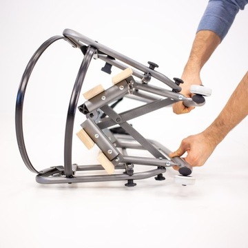 Детские санки со спинкой металлические Space KUNERT, складные, с чехлом