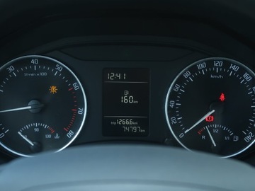 Skoda Octavia II Hatchback Facelifting 1.4 TSI 122KM 2010 Skoda Octavia 1.4 TSI, Salon Polska, Klima, zdjęcie 10