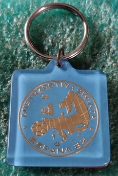 БРЕЛОК С ЧЕМПИОНАТОМ МИРА ИСПАНЫ 1982 ГОДА В ПОЛЬШЕ