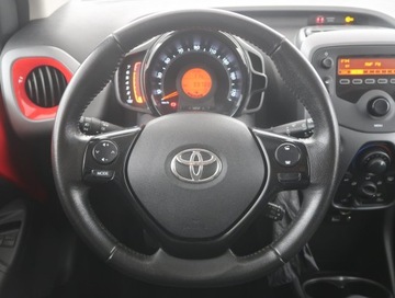 Toyota Aygo II Hatchback 3d Facelifting 1.0 VVT-i 72KM 2018 Toyota Aygo 1.0 VVT-i, Salon Polska, zdjęcie 14