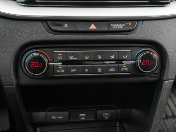 Kia Ceed III Kombi Facelifting 1.5 T-GDI 160KM 2022 Kia Cee'd GD4E164#1.5 T-GDI M 2 stref klima K.cof, zdjęcie 18