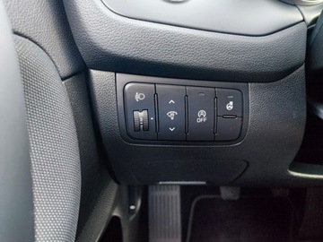 Kia Ceed II Hatchback 5d Facelifting 1.4 DOHC 100KM 2015 Kia Cee&#039;d Bezwypadkowy, kompletna dokumentacja, zdjęcie 19