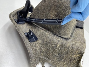 AUDI A5 8T COUPE boczek bagażnika PRAWY