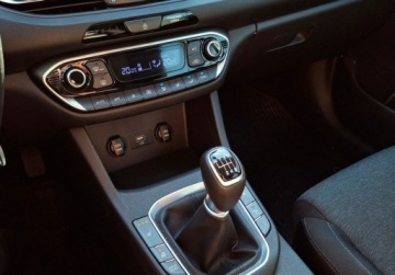 Hyundai i30 III Hatchback Facelifting 1.5 T-GDI 48V 160KM 2024 Hyundai i30 1.5 T-GDI 48V 160KM Smart Salon PL Serwis ASO FV23 1.5 Benzyna, zdjęcie 22