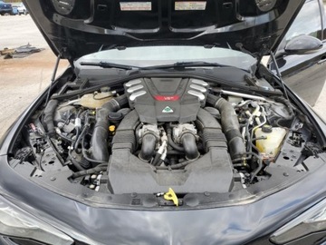 Alfa Romeo Giulia II 2017 Alfa Romeo Giulia 2017 ALFA ROMEO GIULIA QUADRIFOGLIO V6 OD FERRARI 2.9L, zdjęcie 11