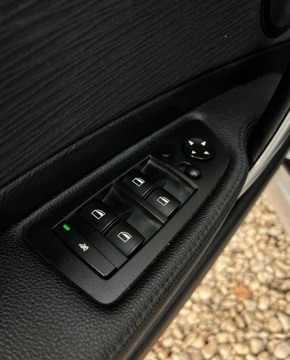 BMW Seria 1 E81/E87 Hatchback 5d E87 1.6 116i 122KM 2008 BMW Seria 1 Klima Szyberdach Grzane fotele Gwarancja w cenie Warszawa VRRV, zdjęcie 28