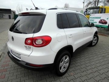 Volkswagen Tiguan I SUV 2.0 TDI CR DPF 140KM 2008 Volkswagen Tiguan Webasto 4x4 Nawigacja Bi-Xenon Klimatronik 2.0 Diesel, zdjęcie 5