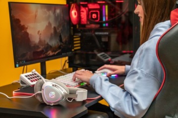 Наушники-вкладыши MAD DOG GH200W