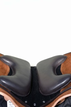 Португальское седло 17.5C Новая модель 2025