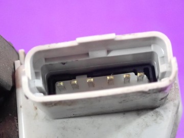 CITROEN XSARA PICASSO 99-04 ZÁMEK ZADNÍ LEVÝ 6 PIN