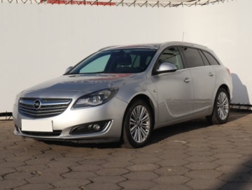 Opel Insignia I Sports Tourer 2.0 CDTI ECOTEC 130KM 2013 Opel Insignia 2.0 CDTI, Salon Polska, Serwis ASO, zdjęcie 1