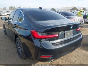 BMW Seria 3 G20-G21 2021 BMW Seria 3 330E 2021 2.0l 2.0 Hybryda 180KM, zdjęcie 3