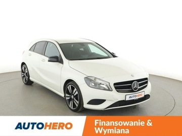 Mercedes Klasa A W176 Hatchback 5d 1.6 180 BlueEFFICIENCY 122KM 2014 Mercedes A 180 klimatyzacja półskóra kamera, zdjęcie 9