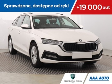 Skoda Octavia IV Scout 1.5 TSI ACT 150KM 2021 Skoda Octavia 1.5 TSI, Salon Polska