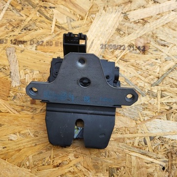 FORD FOCUS MK3 11-18R ZAMEK KLAPY TYŁ KOMBI