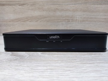 Rejestrator UNIARCH XVR-104-Q Świetny sprzęt!