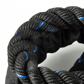 Силовая тренировка на скакалке диаметром 25 мм.