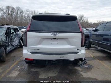 Cadillac Escalade III 2022 Cadillac Escalade 2022r., Sport Platinum, od ubezpieczalni 6.2 Benzyna, zdjęcie 5