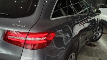Mercedes GLC C253 SUV 2.1 220 d 170KM 2018 Mercedes-Benz GLC MERCEDES GLC 220D 4MATIC 2.1 Diesel 170KM, zdjęcie 10