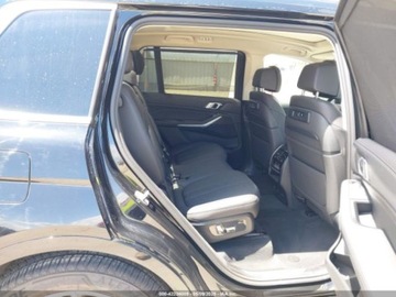 BMW X7 2022 BMW X7 xDrive40i 2022 3.0l 3.0 Benzyna 335KM, zdjęcie 13