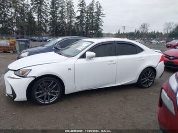 Lexus IS III 2018 Lexus IS 300 AWD 3.5 Benzyna 260KM, zdjęcie 3