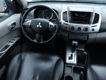 Mitsubishi L200 IV 2011 Mitsubishi L200 2.5 DI-D, Salon Polska, zdjęcie 6