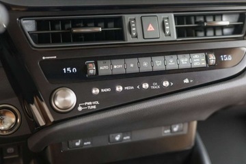 Lexus ES VII (XV70) 2024 Lexus ES 300h Business Edition 2.5 Benzyna 218KM, zdjęcie 11