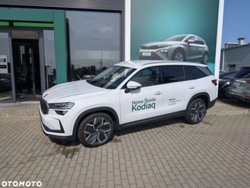Skoda Kodiaq I SUV Facelifting 2.0 TDI SCR 150KM 2024 Skoda Kodiaq Selection 2.0TDI 150km, DSG, Matrix, ACC, 360, wnetrze Szara, zdjęcie 5