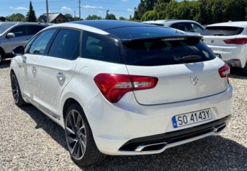 DS 5 Hatchback (Citroen) 2.0 HDi Hybrid4 200KM 2012 Citroen DS5 Hybryda Diesla 200 KM 4x4 2.0 Hybryda 200KM, zdjęcie 3